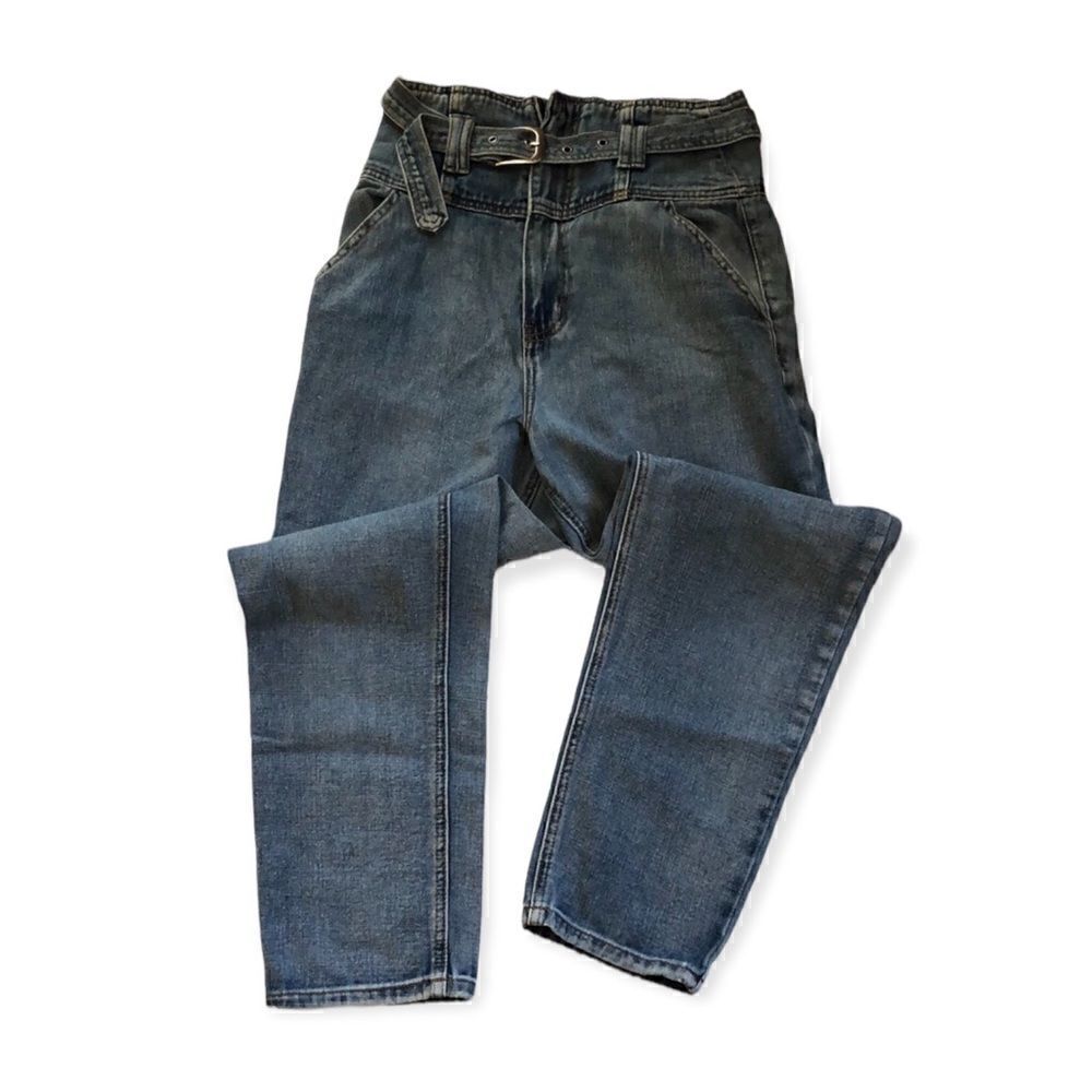 Forever 21 Contemporary High waisted jeans